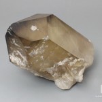 Раухтопаз (дымчатый кварц), сросток кристаллов 9х8х6 см