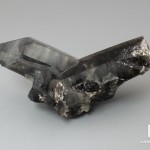 Раухтопаз (дымчатый кварц), сросток кристаллов 9х8х6 см