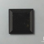 Кремень чёрный, огранка 15х15х3 мм (7,5 ct)