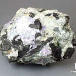 Антигакманит (содалит), 9,8х7,3х5,8 см